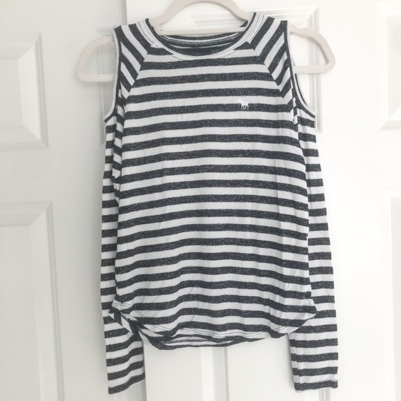 abercrombie kids Other - Abercrombie Kids Cold-Shoulder Top